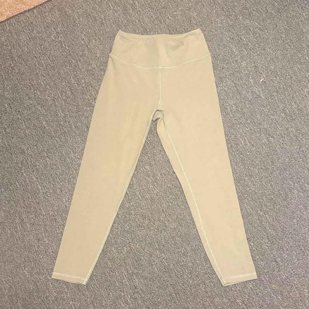 Mate the Label sage green legging size small